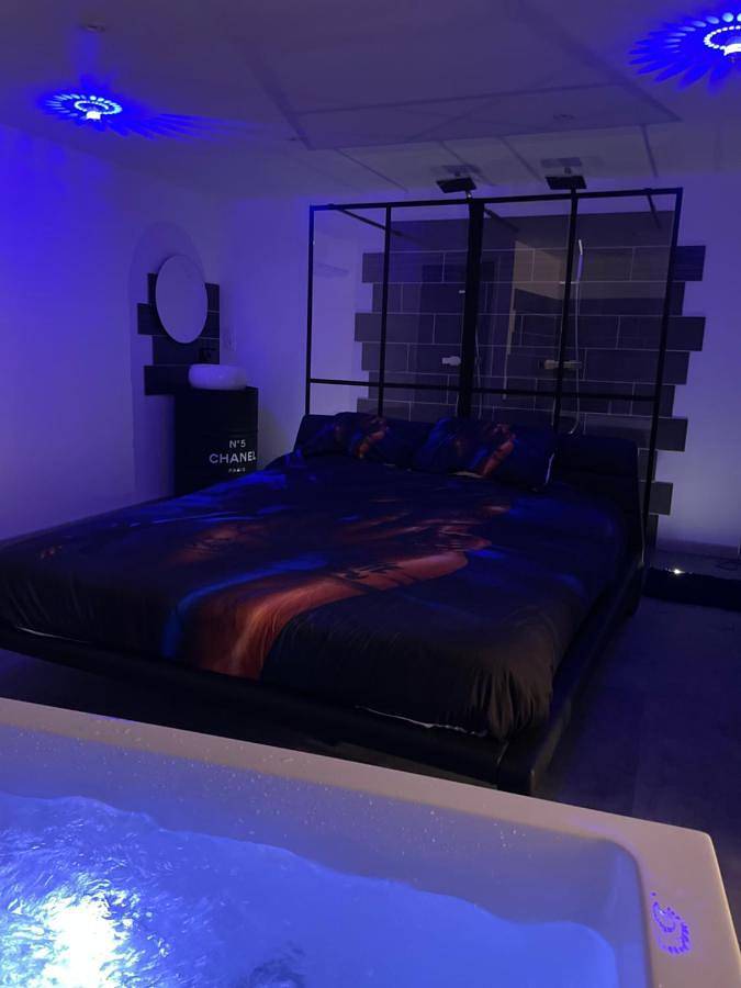 Appartement entier, One-Bedroom Apartment in Rivesaltes, Côte méditerranéenne (France)