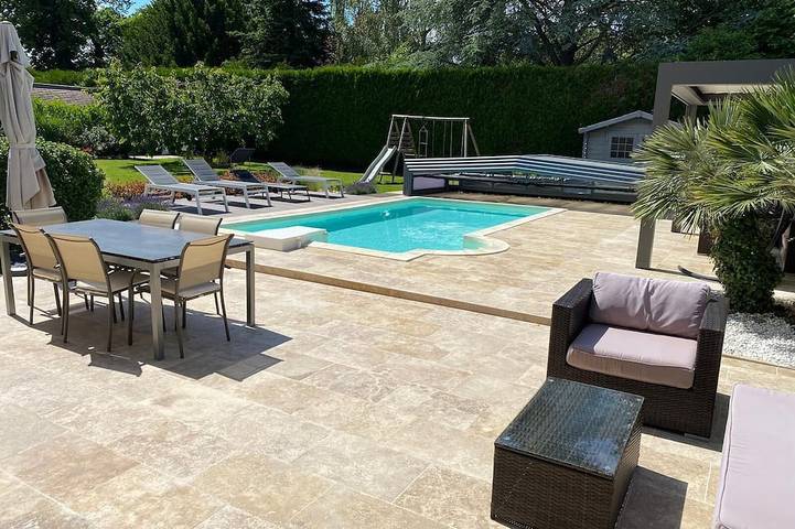 Gîte pour 8 personnes, avec terrasse et jardin à Arnouville-lès-Mantes
