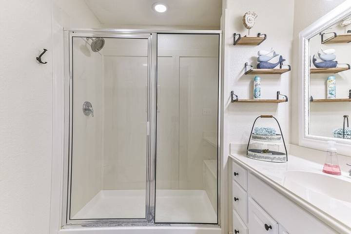 Vacation rental for 11 people, with terrace and yard in Galveston