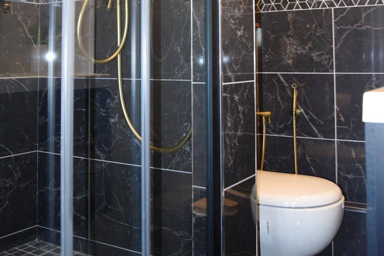 Ganze Ferienwohnung, Studio - Sleeps 2 - Attractions Close - Wifi in Le Kremlin-Bicêtre, Val-de-Marne