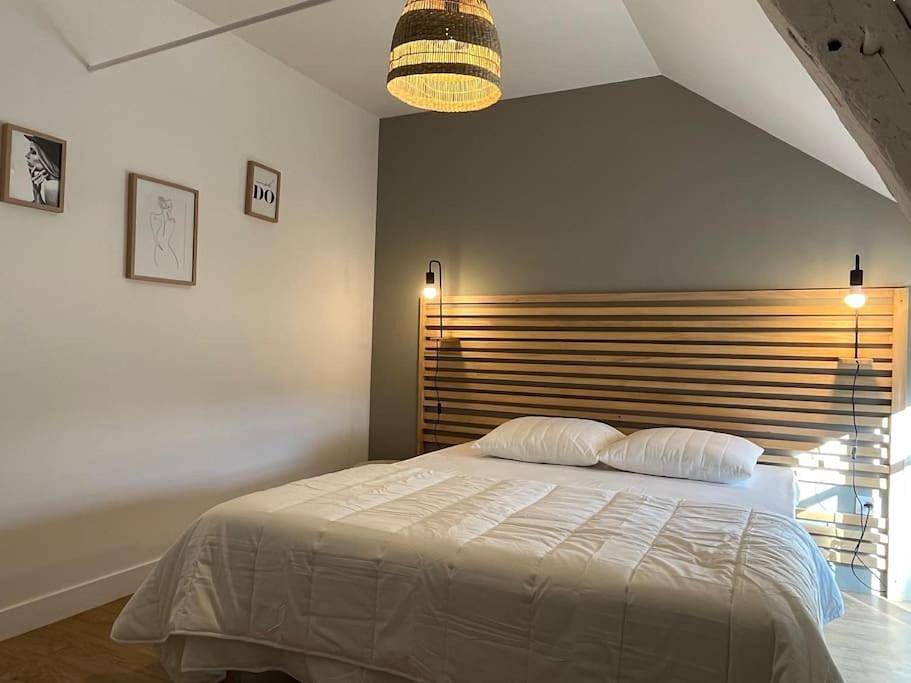 Two-Bedroom House in Contres, Sologne