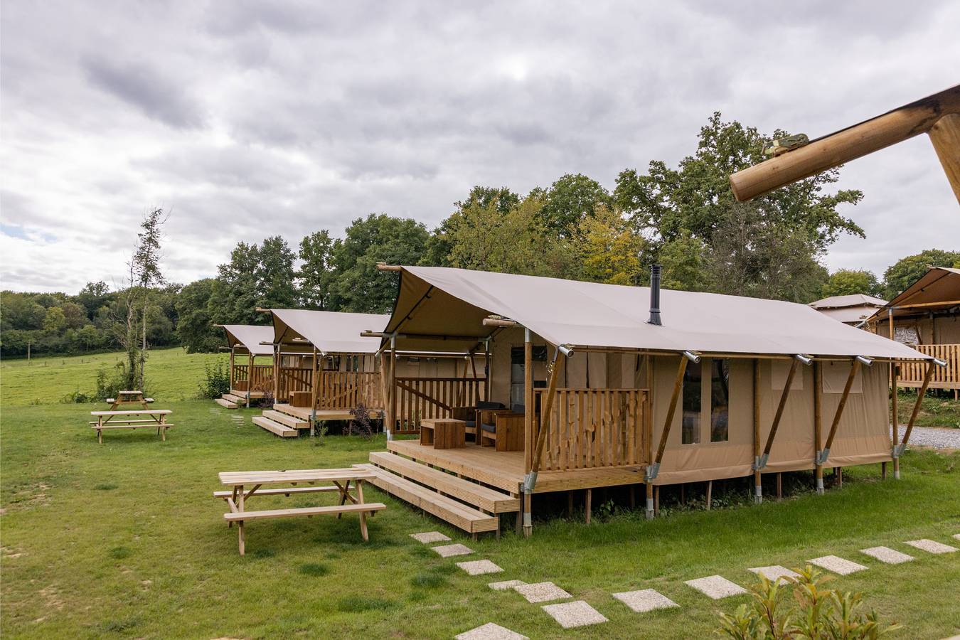 Arden Parks - Signy l'Abbaye — Comet 27 Lodges in Signy-l'Abbaye, Ardennes