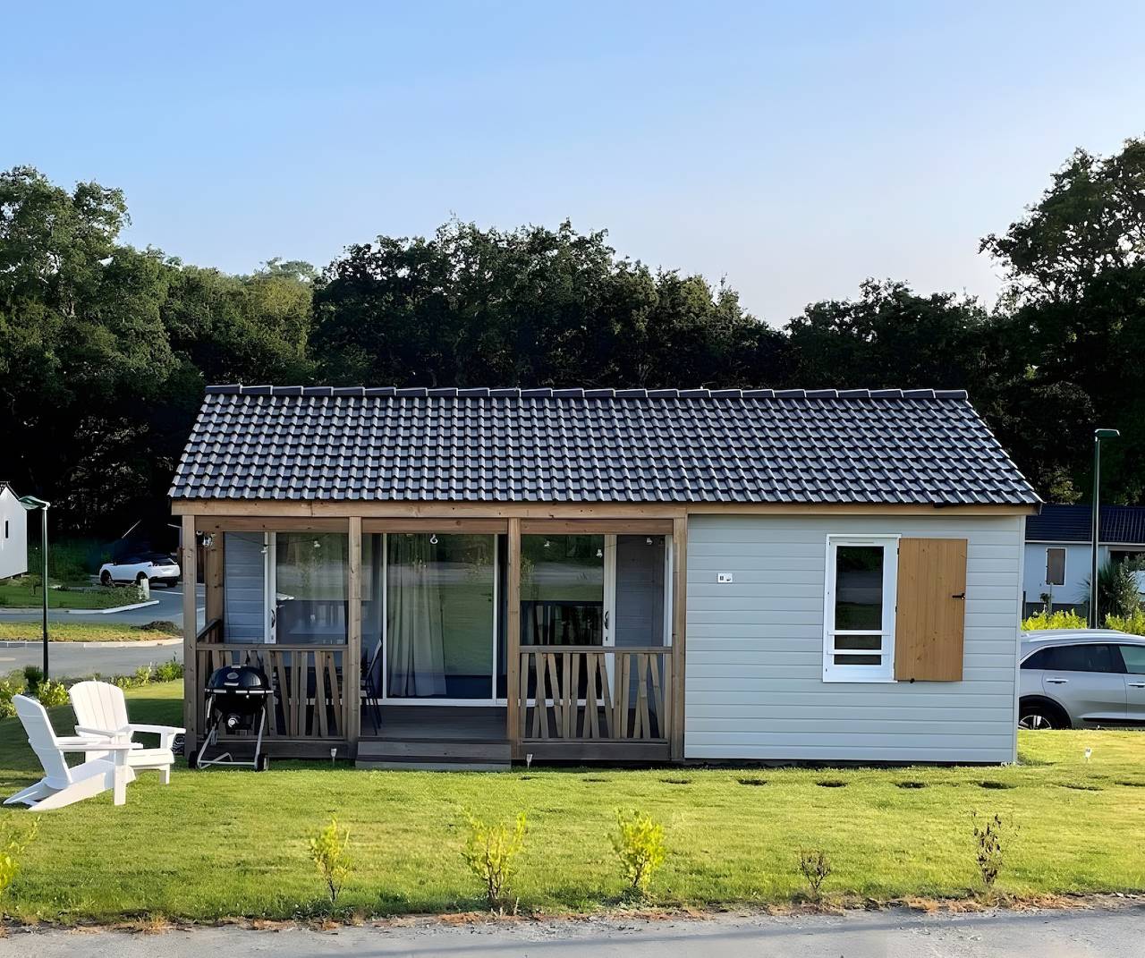 Chalet cosy avec piscine chauffée – Bretagne Sud