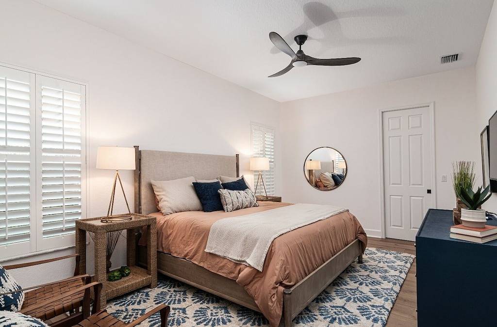 Southern Sunset - Olde Naples, Heated Pool & Spa, Walk to the beach! in Naples (FL), Southwest Florida