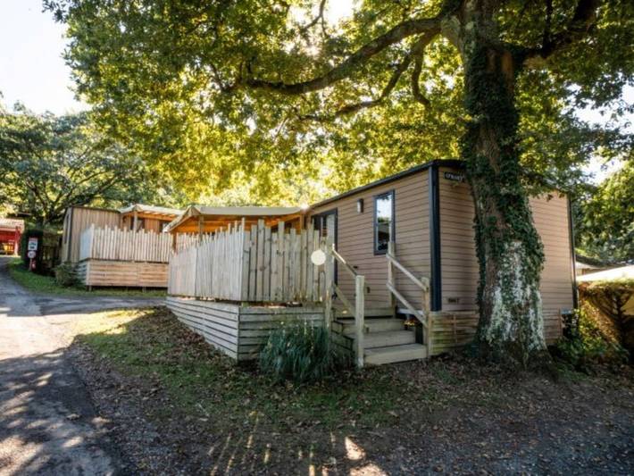 Mobil home pour 4 personnes, avec terrasse et piscine - 1