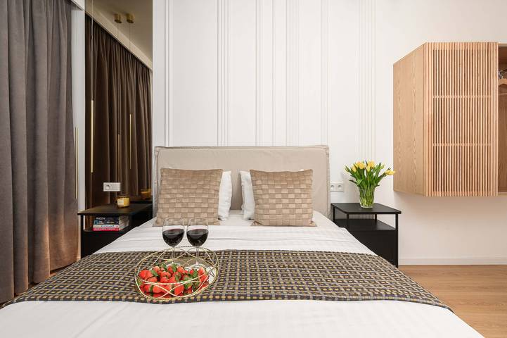 Ganze Wohnung, Lumina 4-room apartment near the city center in Łódź, Region Lodz