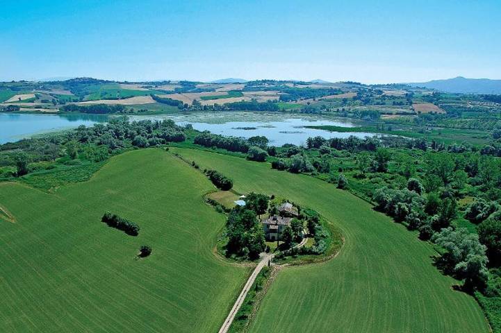 Villa per 9 persone, con giardino in Chiusi