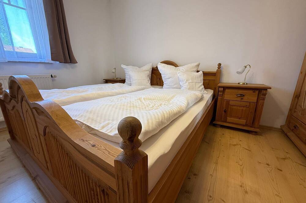Ganze Wohnung, Komfortable Ferienwohnung für bis zu 2 Personen (75 qm) in Neualbenreuth, Ostbayern