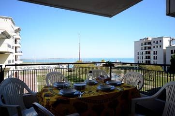 Ferienwohnung für 6 Personen, mit Meerblick und Terrasse in Lignano Sabbiadoro