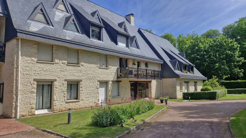 Gîte pour 4 personnes, avec Jardin à Équemauville