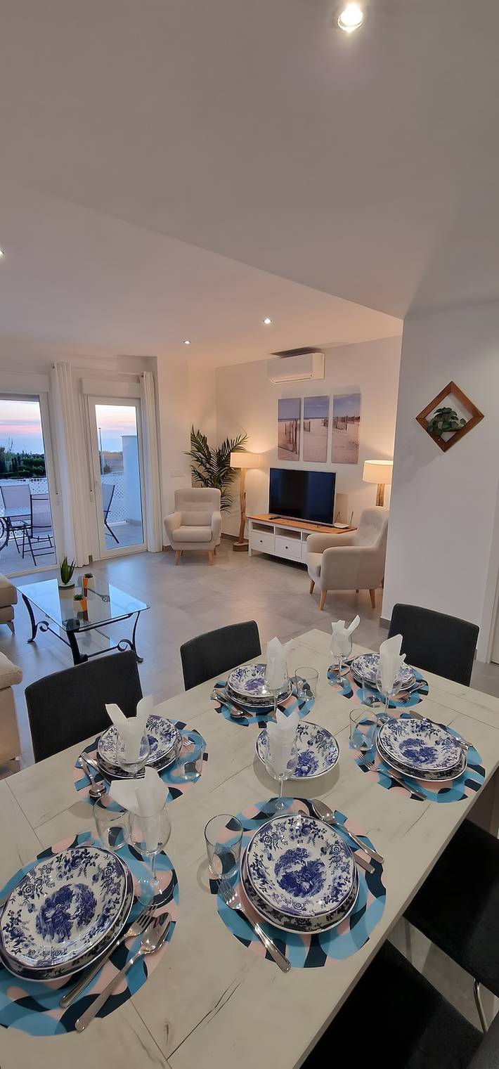 Casa Matias: Ferienhaus mit privater Terrasse, WLAN und Klimaanlage in La Fontanilla, Conil de la Frontera