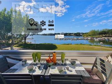 Gîte pour 4 personnes, avec vue ainsi que terrasse et vue sur le lac dans Port Gregau
