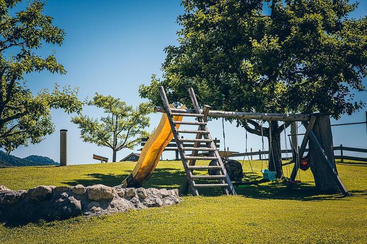 Bauernhaus für 6 Personen, mit Ausblick und Garten sowie Pool und Seeblick in Tirol - 3