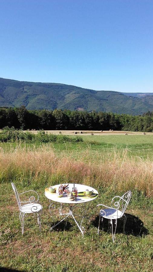 Location de vacances pour 5 personnes, avec Terrasse ainsi que Jardin et Vue à Pont-de-Larn - 2