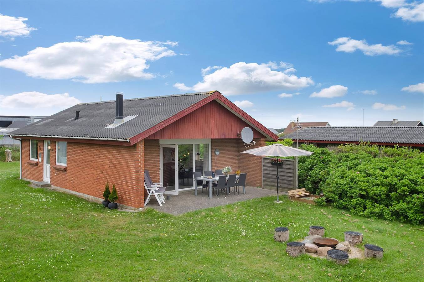 Amazing home in Ringkøbing w/ Wifi and 3 Bedrooms in Søndervig, Holmsland Klit