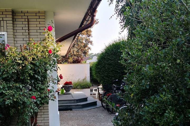 Ganze Wohnung, Gemütliches Doppel-Zimmer mit sonnigem Balkon in Westerland, Sylt (Gemeinde)