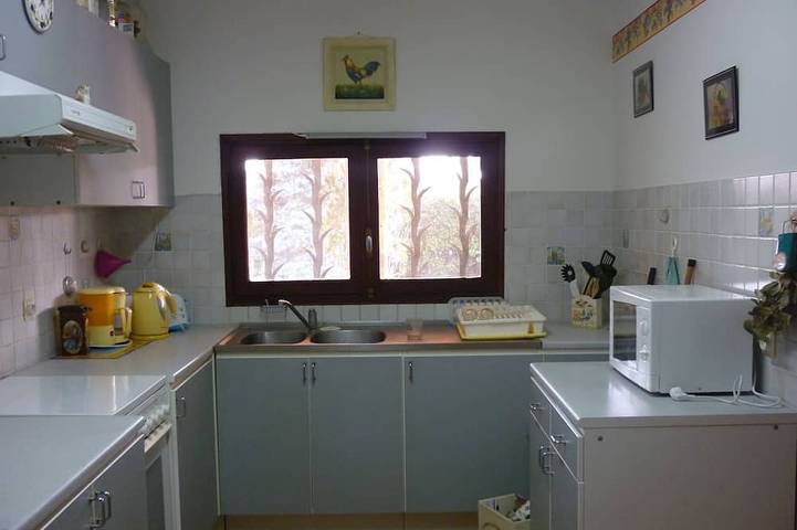 Location de vacances pour 4 personnes, avec terrasse et jardin, animaux acceptés à Lourmarin