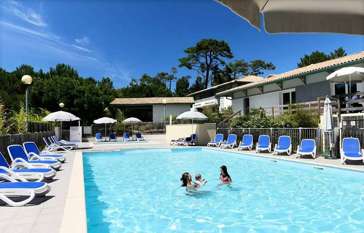 Gîte pour 8 personnes, avec piscine et terrasse dans Moliets-Plage - 2