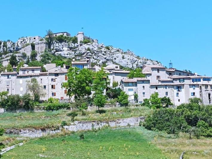 Maison de vacances pour 6 personnes, avec jacuzzi ainsi que terrasse et jardin, animaux acceptés
