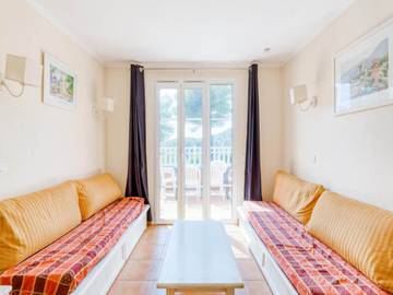 Location De Vacances pour 4 Personnes dans Le Dramont, Saint-Raphaël, Photo 1