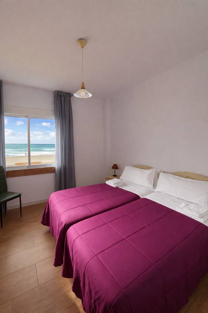 Apartamento entero, Barlovento Family Home in Playa La Victoria, Cádiz