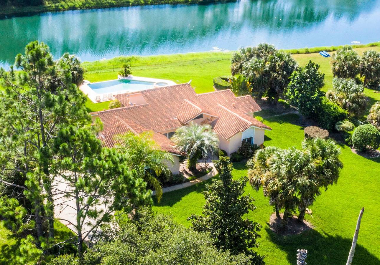 Swiss 61 - Lake Denise in Lake County