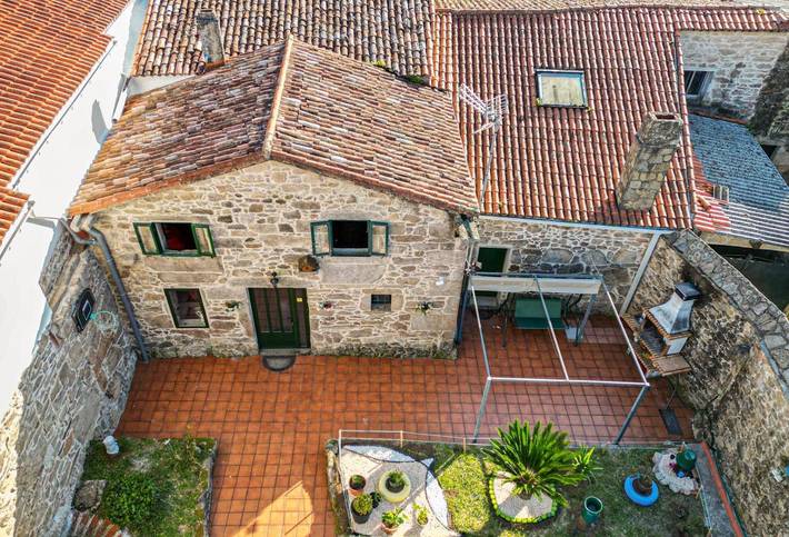 Casa rural para 10 personas, con vistas además de piscina y jardín, Se admiten mascotas en Padrón - 2