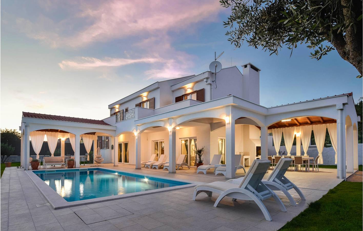 Ferienhaus für 10 Personen mit Pool in Šestanovac, Makarska Riviera