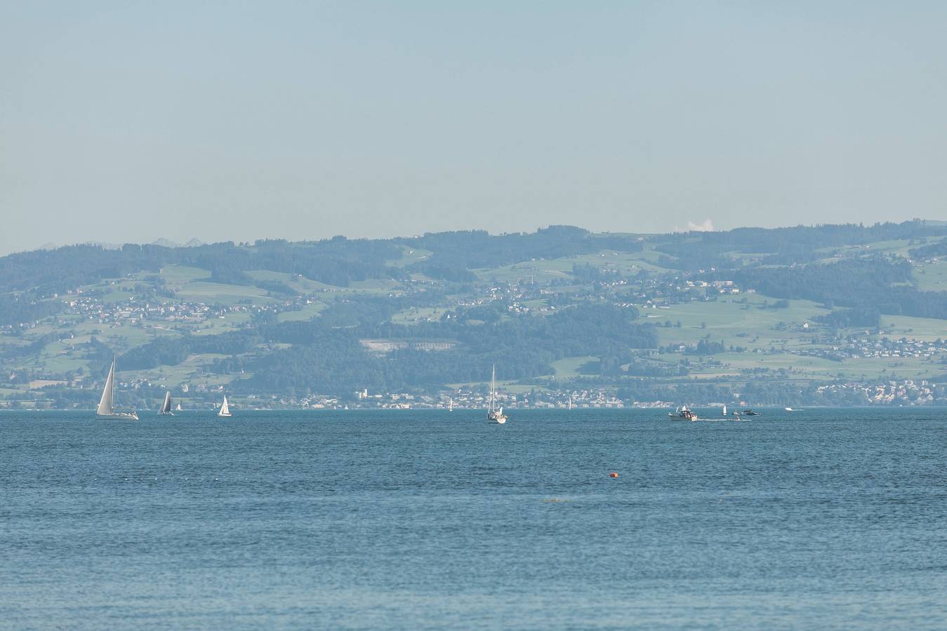 Ganze Wohnung, Brandneue Ferienwohnung " Arguna" direkt am Bodensee mit Seeblick in Langenargen, Region Bodensee-Oberschwaben