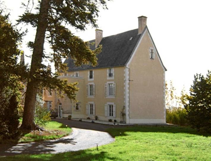 Chambre d’hôte pour 2 personnes, avec Terrasse et Jardin ainsi que Piscine et Vue