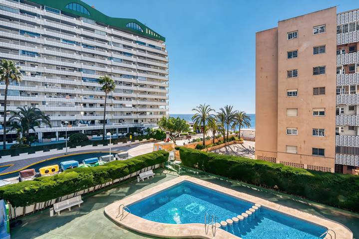 Appartement de vacances pour 4 personnes, avec Balcon ainsi que Jardin et Bassin pour enfant