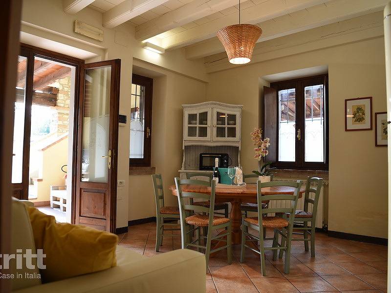 Tritt — In Monticelli Brusati liegt diese Ferienwohnung für 6 Personen in der Nähe des Iseosees in Monticelli Brusati, Gardasee-Berge