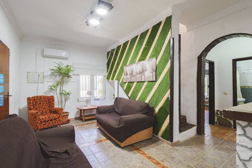 Cubo's Finca La Parra / piscina privada / Bbq / wifi gratis in Pizarra, Provincia de Málaga
