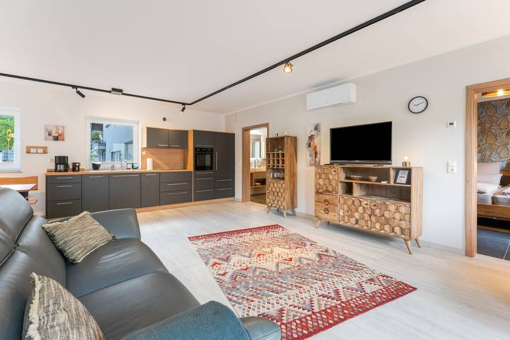 Apartamento entero, Apartamento 'Erdgeschoss' con terraza privada, Wifi y aire acondicionado in Bad Neuenahr-Ahrweiler, Ahrtal