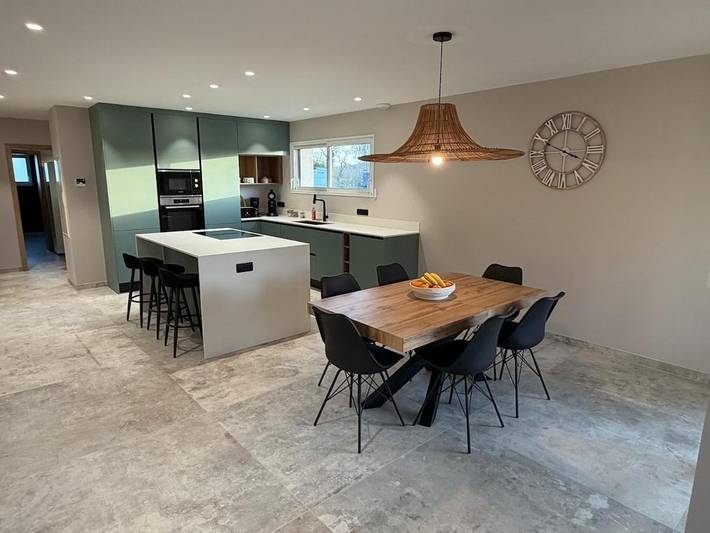 Maison de vacances pour 6 personnes, avec Jacuzzi et Terrasse ainsi que Sauna et Vue