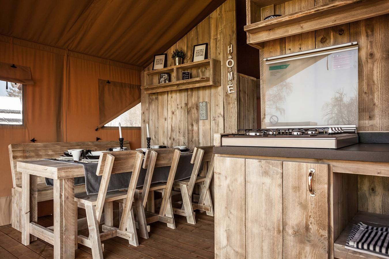 Roompot Beach — 6-person Safaritent in Kamperland, Zeeuwse Kust