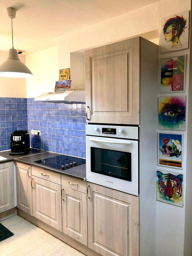 Appartement entier, Grand appartement 80m2 à 100m de la Gare Saint Jean in Bordeaux, Région de Bordeaux