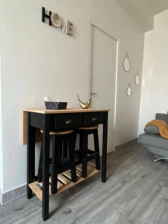 Appartement entier, Chablis : studio en plein centre ville in Chablis, Région d'Auxerre