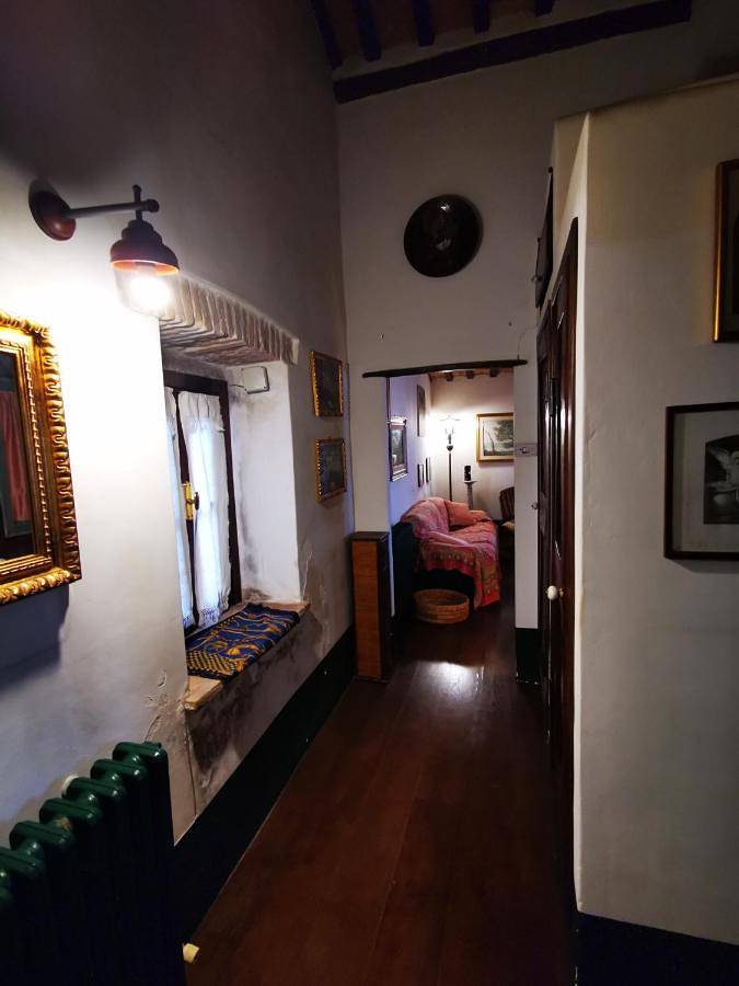 Location de vacances pour 4 personnes, avec jardin et piscine ainsi que vue et terrasse à Poggio Mirteto - 2