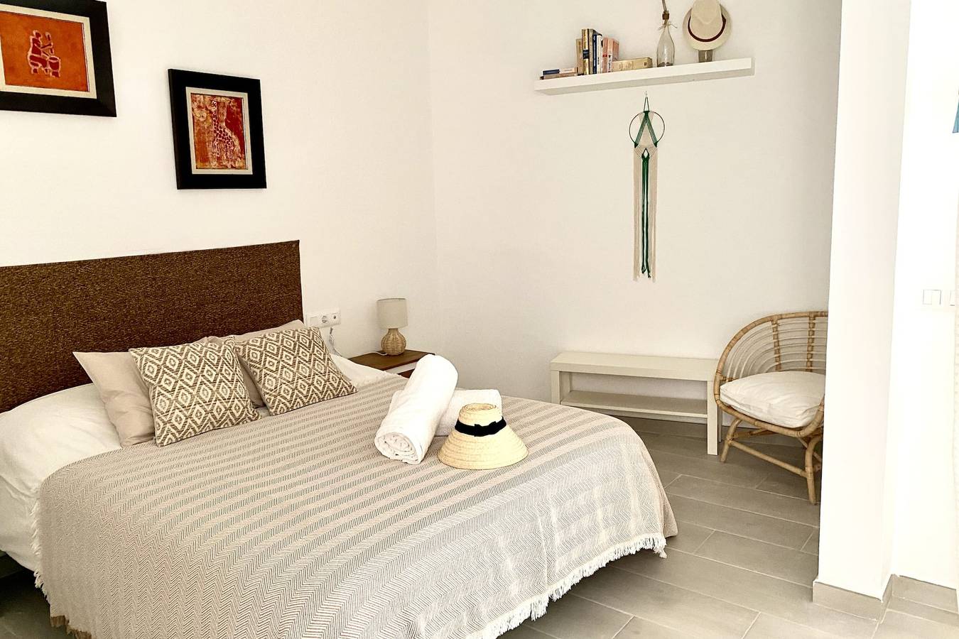 Appartement entier, Appartement de vacances pour 2 personnes avec terrasse in Punta de las Mujeres, Haría