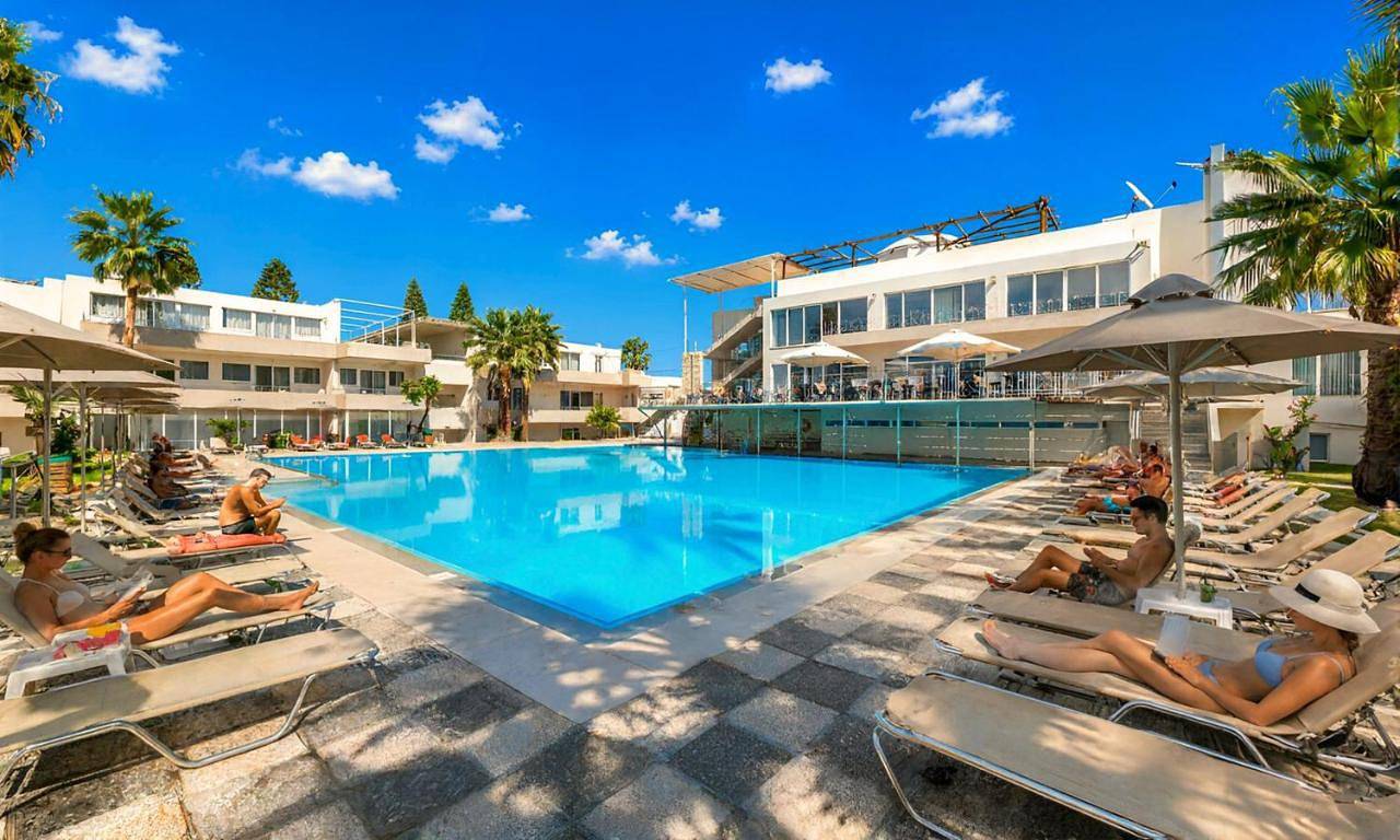 Kavros Beachside Apts in Région de la Canée