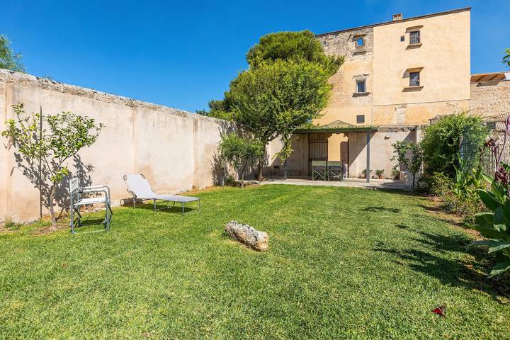 B&b per 4 persone, con Giardino e Piscina a Sannicola