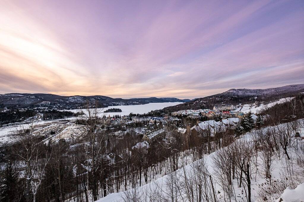 Ganze Wohnung, Equinox Condo | On-Resort Luxury | Direct Ski Access | Stunning View / Tremblant Living in Mont-Tremblant