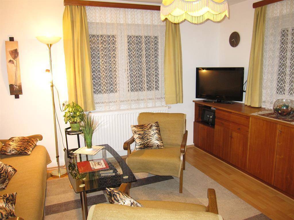 Ganze Ferienwohnung, Ferienhaus Rosa in Umhausen, Ötztal