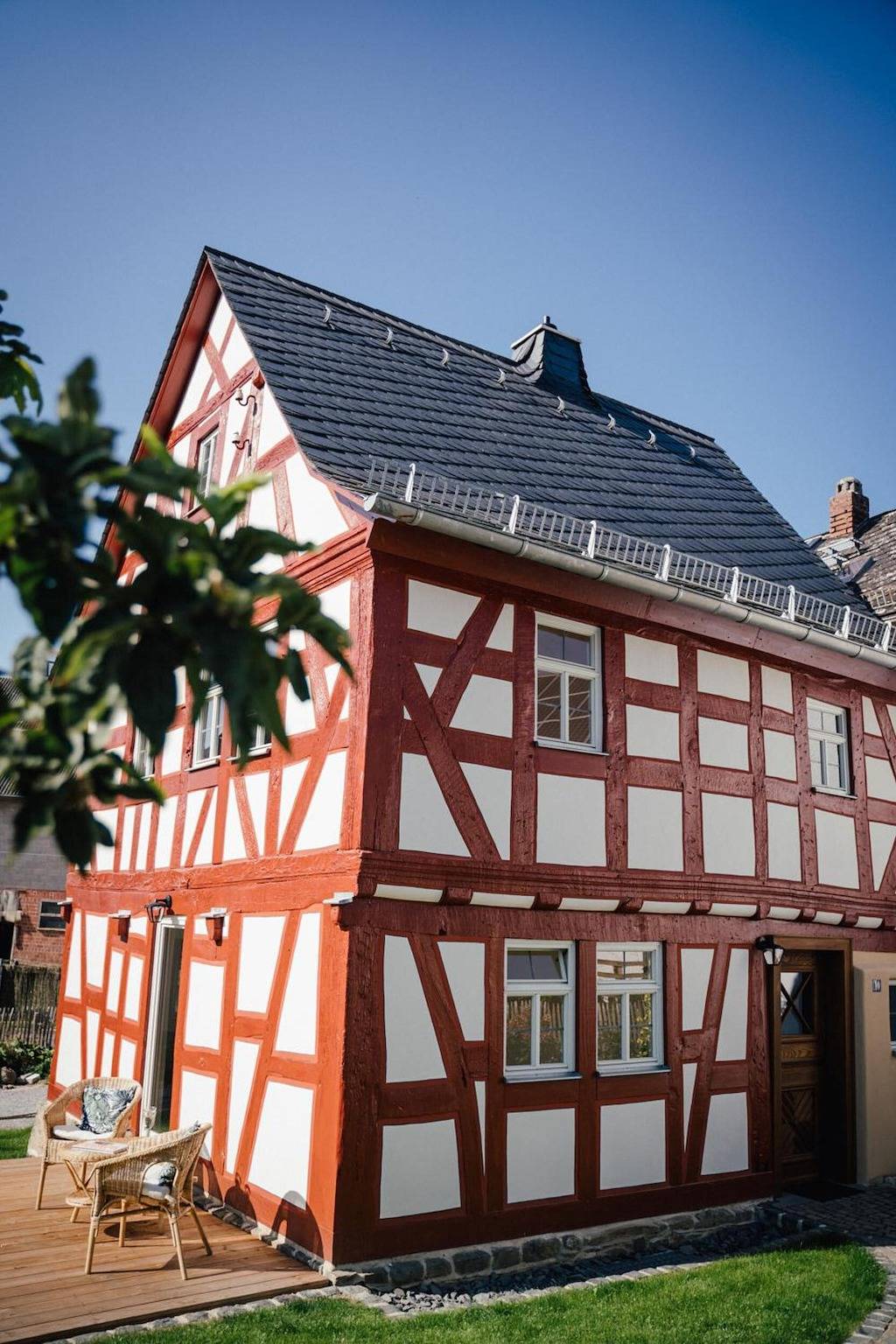 Ferienhaus „Fachwerkhaus“ mit privater Terrasse, Garten und Wlan in Rettert, Lahn-Taunus
