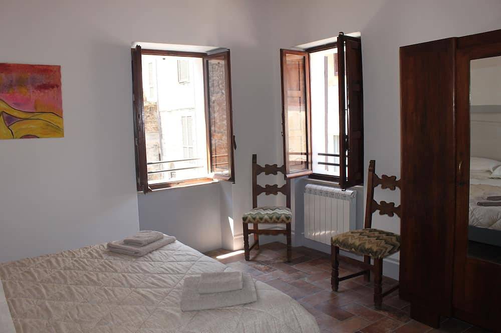 Apartamento entero, Apartamento en el centro histórico en el pueblo medieval de Todi. in Todi, Provincia de Perugia
