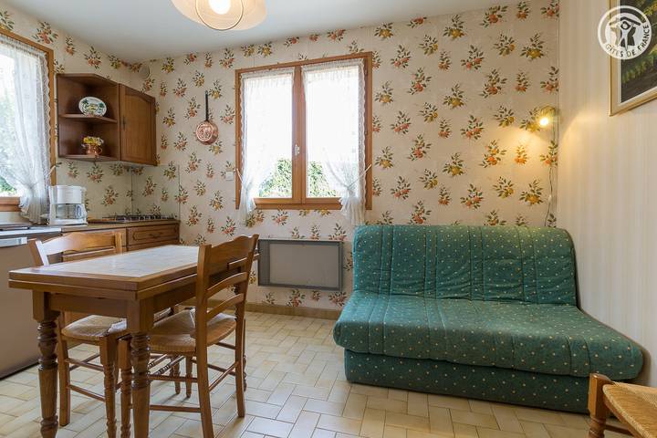 Gîte pour 2 personnes, avec jardin dans Lac d'Aiguebelette - 3