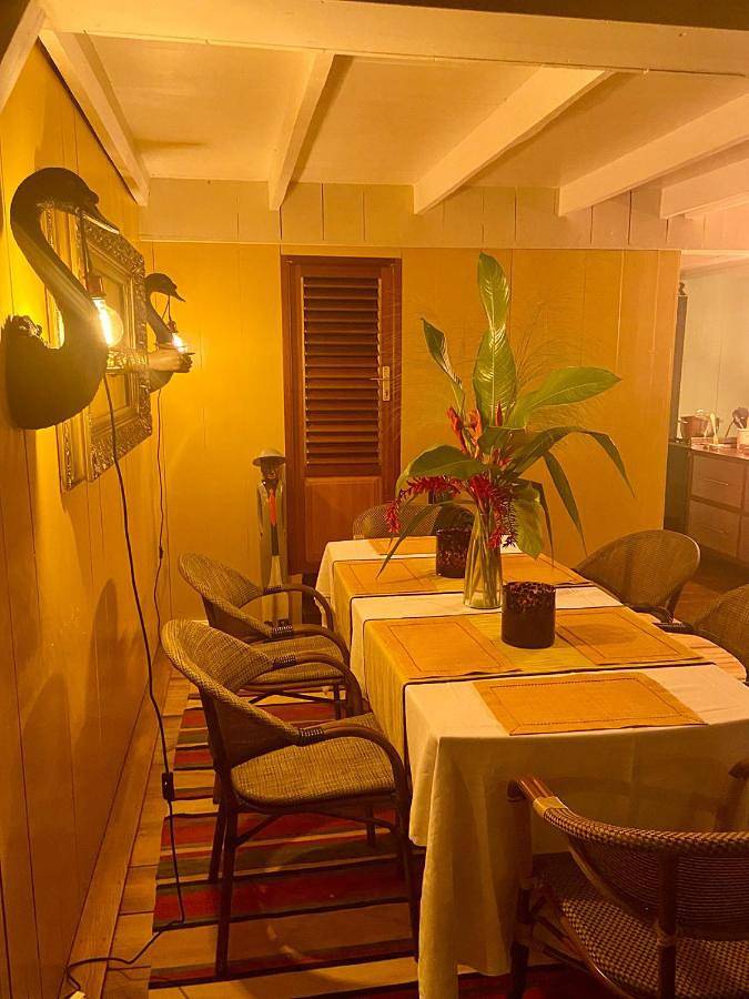 Gîte pour 2 personnes, avec piscine et vue ainsi que jardin et terrasse à Goyave (Guadeloupe) - 3