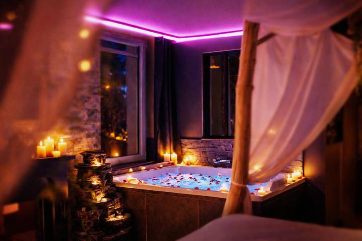 Gîte pour 4 personnes, avec jacuzzi, animaux acceptés à Bourgoin-Jallieu - 2