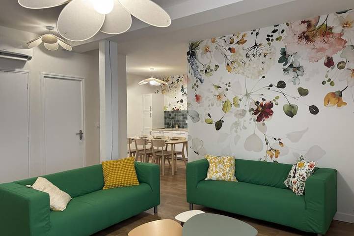Gîte pour 6 personnes, avec terrasse à Chantelle